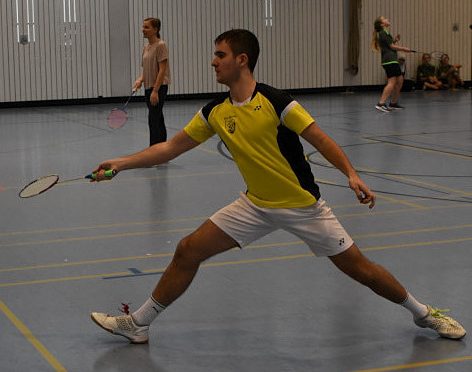 Badminton